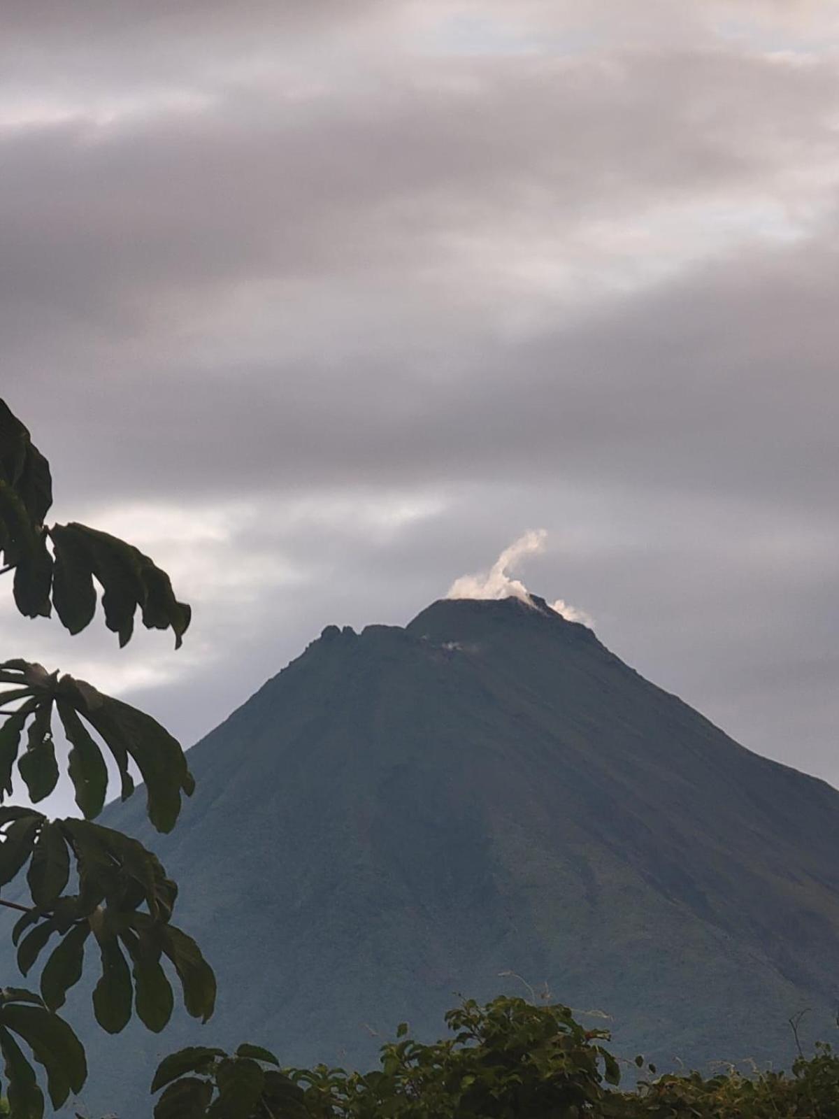 Hotel Campestre Arenal La Fortuna Buitenkant foto
